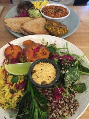 Buddha Bowl and Big Breakfast  at Urban Projuice in Albert Park