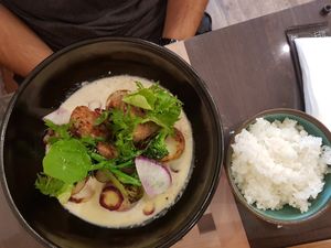 Hay menú o platos a la carta at Sekai Cafe - Asakusa in Tokyo