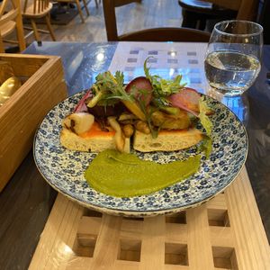 Fresh vegetables pizza bread   at Sekai Cafe - Asakusa in Tokyo