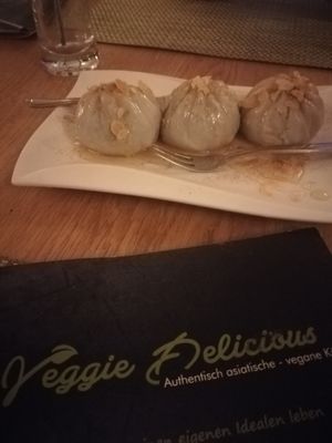 Taro-Knödelchen at Veggie Delicious in Bielefeld