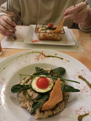  at Yerbabuena - Bordadores in Madrid