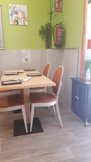 Seating area at Yerbabuena - Bordadores in Madrid