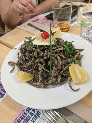 Algas en tempura at Yerbabuena - Bordadores in Madrid