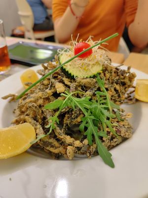 Algas en tempura at Yerbabuena - Bordadores in Madrid