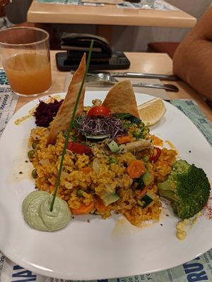 Paella at Yerbabuena - Bordadores in Madrid