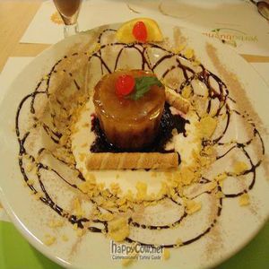 Apple cake with bluberries soy-yoghurt. at Yerbabuena - Bordadores in Madrid