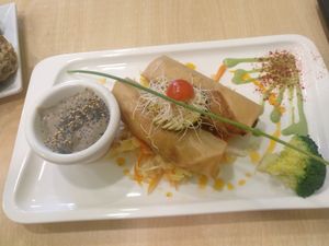 Menu of the day / Main course (2) / Crock de patata at Yerbabuena - Bordadores in Madrid