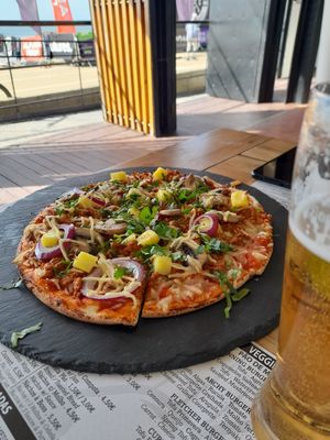 Pizza vegan at Marcelino Beach Club in Costa Da Caparica