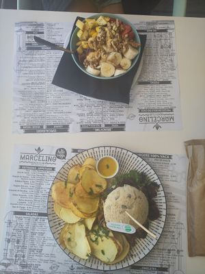 Acai Bowl & Gerry Burger at Marcelino Beach Club in Costa Da Caparica