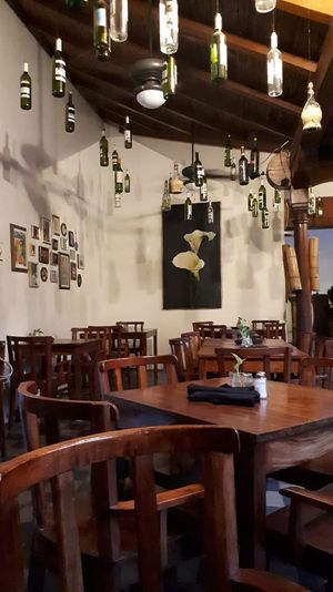 Pretty interior at Pita Pita in El Pizzaiole in Granada