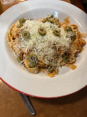 Pasta roja (vegetariano)  at Siembra in Lima