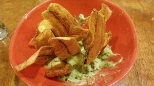 Chips de plátano con guacamole at Siembra in Lima