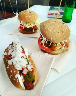 Hot Dog Mexicana and 2 burgers at Burger Mel - Benavides in Tenerife