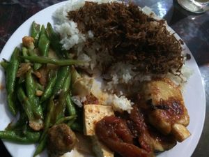 meal Nr 2 (March 2015) at Tinh Tam Quan - Buddha Belly in Cat Ba