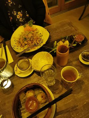 Jiaozi and vegan noodles at Tianfuzius in Berlin