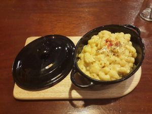 Mac & Cheese at Mimi and Kelly's in Seoul
