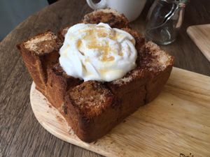 Fastest way to eat half a loaf of bread! Just add cinnamon, sugar, and vegan whipped cream! at Mimi and Kelly's in Seoul