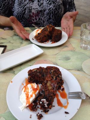 Delicious vegan carrot cake at Vegetalia - Gotico in Barcelona