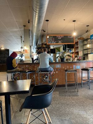 Vibe  at Mahtay Cafe in St Catharines