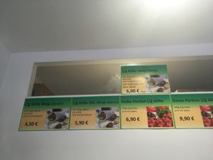 options at Efsane Cig Kofte in Munich