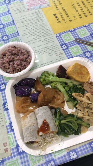 Food was really good and cheap. No eggs and dairy as far as the owner told me😄 at Shin Shin Restaurant in Taichung
