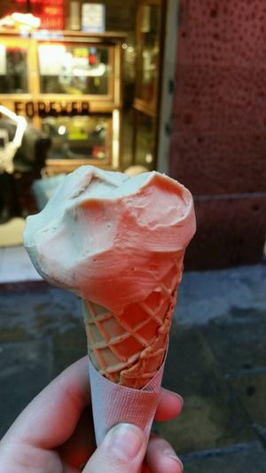 pistacho at Heladeria Gocce di Latte in Barcelona