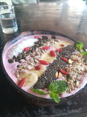 Berry smoothie bowl at Karma Kafe in Koh Phangan
