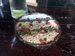 Berry smoothie bowl at Karma Kafe in Koh Phangan