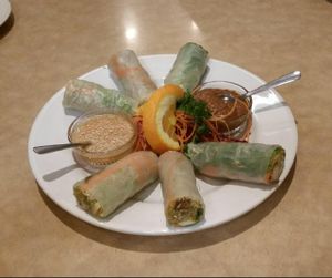 fresh rolls at Spice and Rice in La Jolla