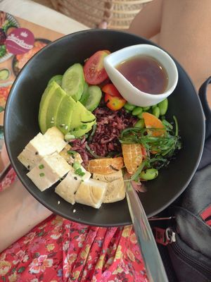 Tofu bowl at Juice Queen in Koh Samui