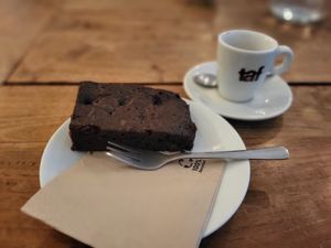 Vegan brownie at Brass Monkey in Vienna