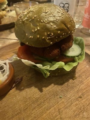 Zeewier en soja burger   at Burgerlijk in Maastricht