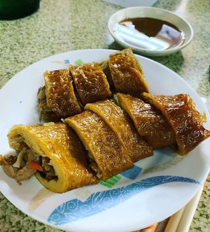 Mock duck  at Zhēn Hǎo Wèi SùShí 真好味素食 in Kaohsiung