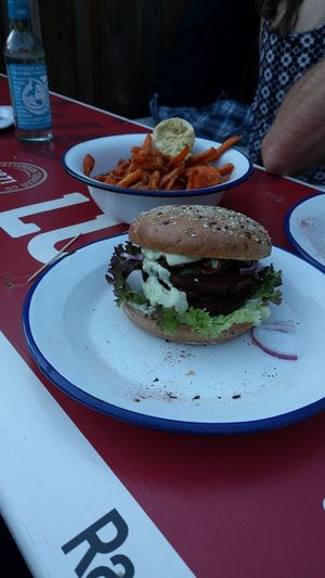 helaas een beetje donker, maar ik heb gesmuld van deze seitan burger! at Zauber von OS in Osnabruck