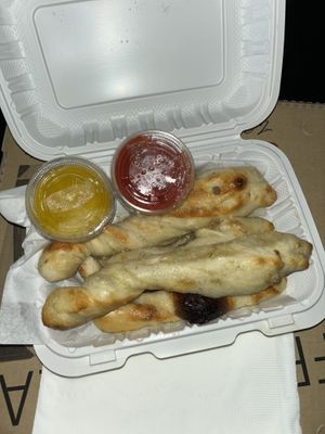 garlic rolls  at Allie's Vegan Pizzeria and Cafe in Spokane