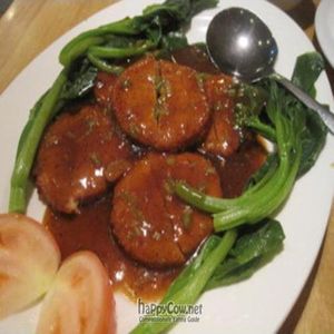 Black Pepper Chicken at Happy Buddha in Flushing
