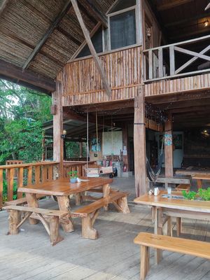 Lovely dining space at Utopia Eco Hotel in Semuc Champey