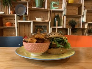 Red pepper burger at Greenway in Antwerpen