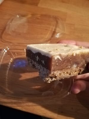 Cookie out of oats, dates and white chocolate at Greenway in Antwerpen