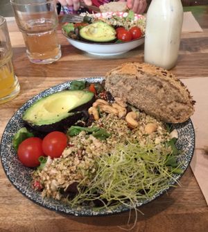 Superfood salad at Greenway in Antwerpen
