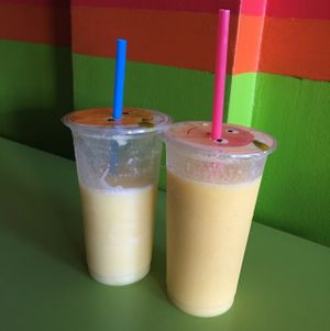 smoothies $2 at Restaurante Delicia in San Jose