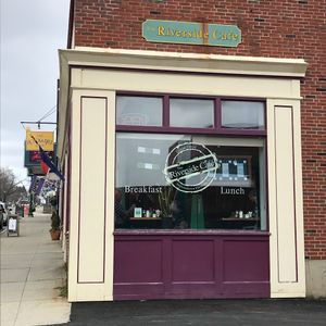 Store front at Riverside Cafe in Ellsworth