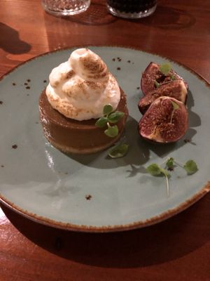 Pumpkin pie, vegan merengue, normally with pecan crumble (here figs due to allergies) at Hortus in The Hague