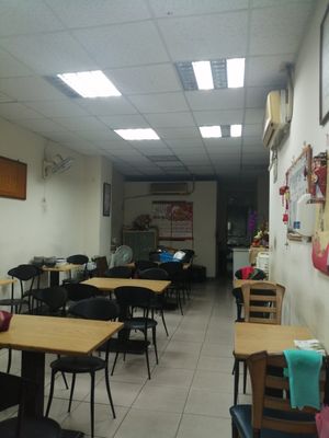 Little, local Taiwanese eatery at Yǎ Yún ShēngJī YǐnShí 雅雲生機飲食 in Taipei