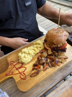 Chick-a-Fil burger 😍👍🏻  at The Vegan Bar in Malmo