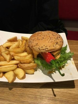 chilli mayo burger at The Vegan Bar in Malmo