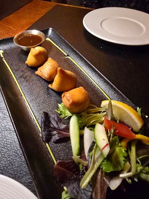 Pakoras 12€ starter at Taj Mahal in Bruges