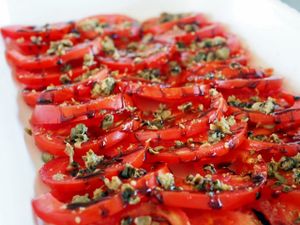 the lunch buffet at Passione Vegana in Rome