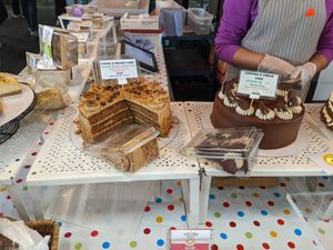 Vegan cake 🍰 at The Free From Bakehouse in London