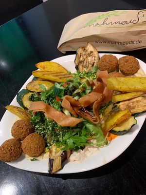 Spezialteller für zwei  at Mahmoud's - Bergheimerstrasse in Heidelberg